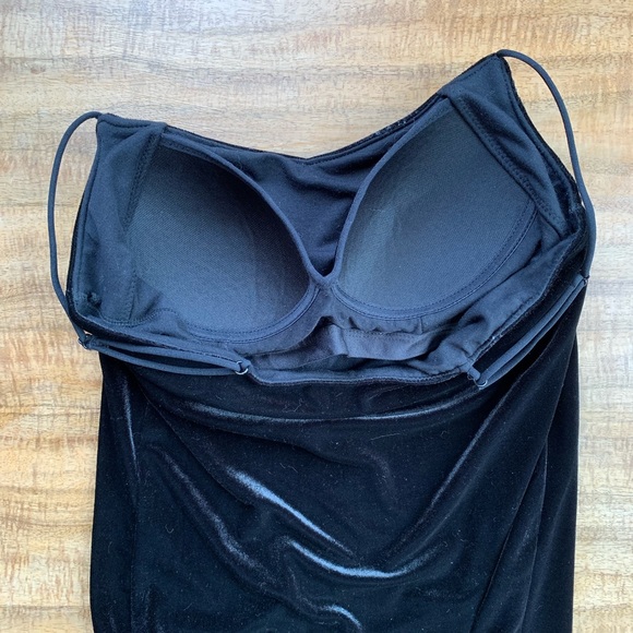 Sold/donated - Picture 4 of 4